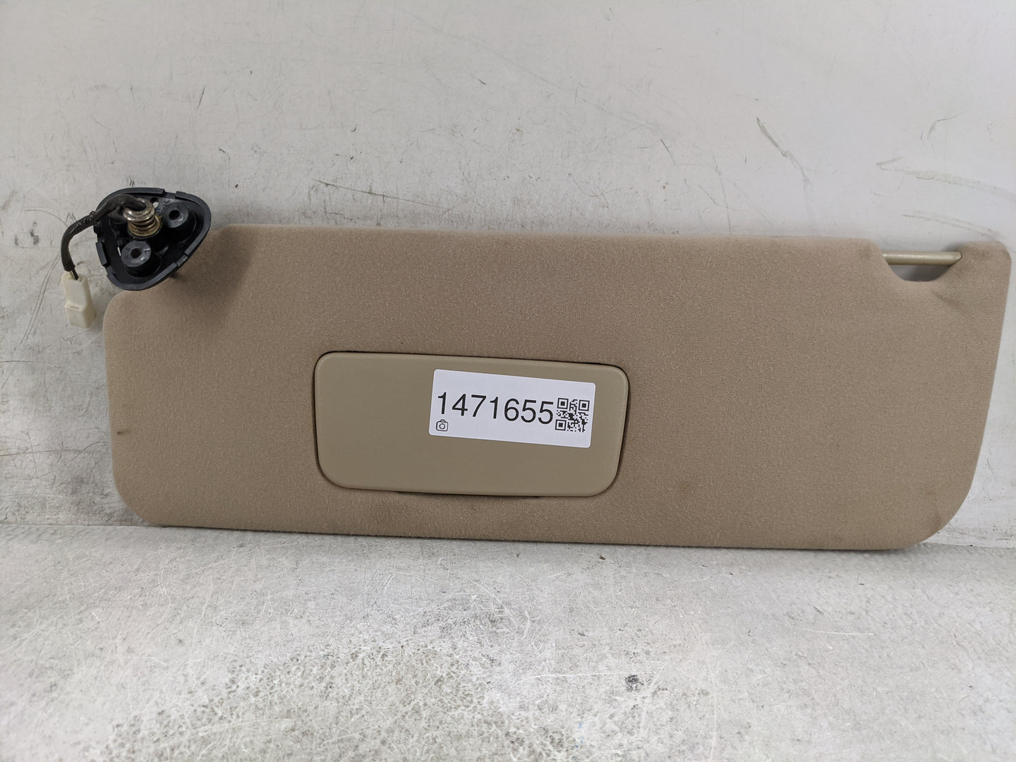 2004 Toyota Sienna Sun Visor Shade Replacement Driver Left Mirror Fits OEM Used Auto Parts - Oemusedautoparts1.com
