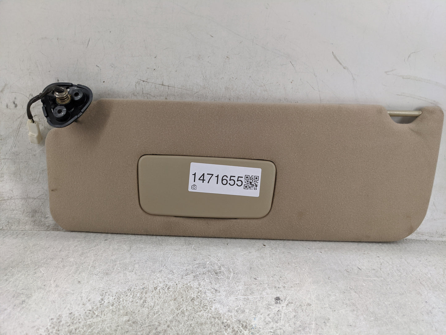 2004 Toyota Sienna Sun Visor Shade Replacement Driver Left Mirror Fits OEM Used Auto Parts - Oemusedautoparts1.com