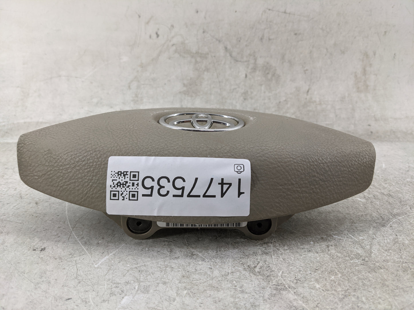 2004-2010 Toyota Sienna Air Bag Driver Left Steering Wheel Mounted 1477535 - Oemusedautoparts1.com