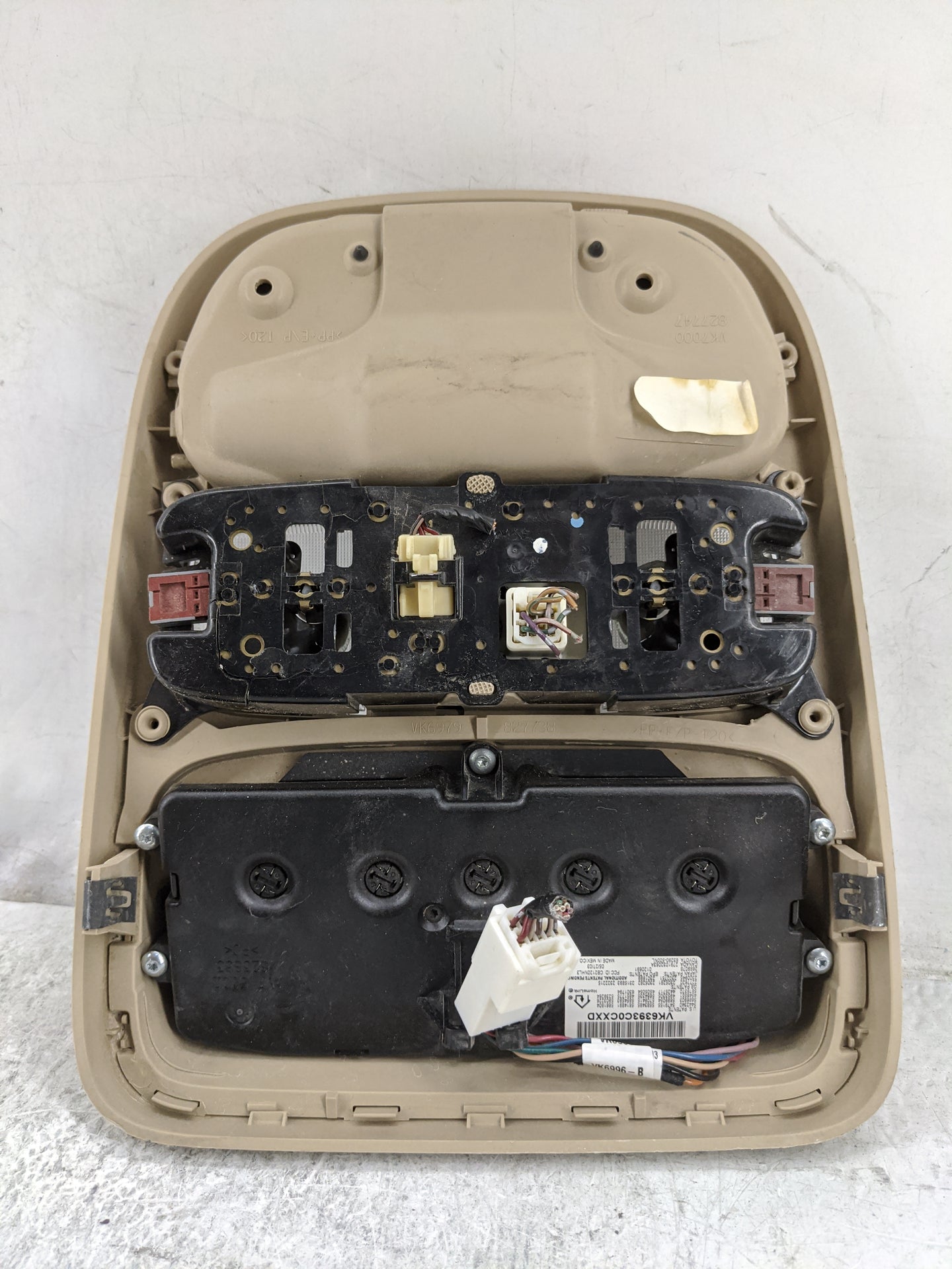 2004-2010 Toyota Sienna Overhead Roof Console Beige - Oemusedautoparts1.com