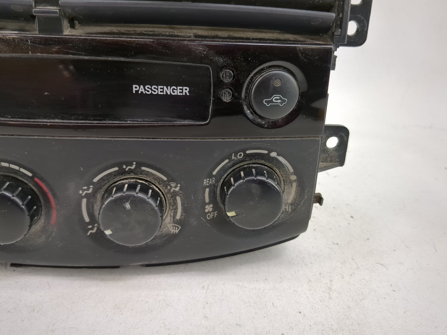2004 Toyota Sienna Climate Control Module Temperature AC/Heater Replacement P/N:84010-08010 3G220CC Fits OEM Used Auto Parts