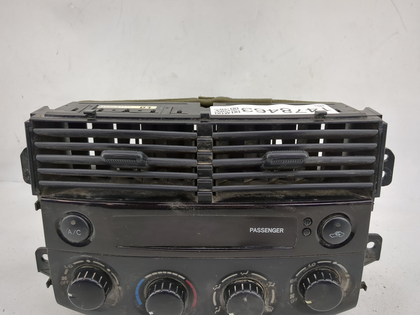 2004 Toyota Sienna Climate Control Module Temperature AC/Heater Replacement P/N:84010-08010 3G220CC Fits OEM Used Auto Parts