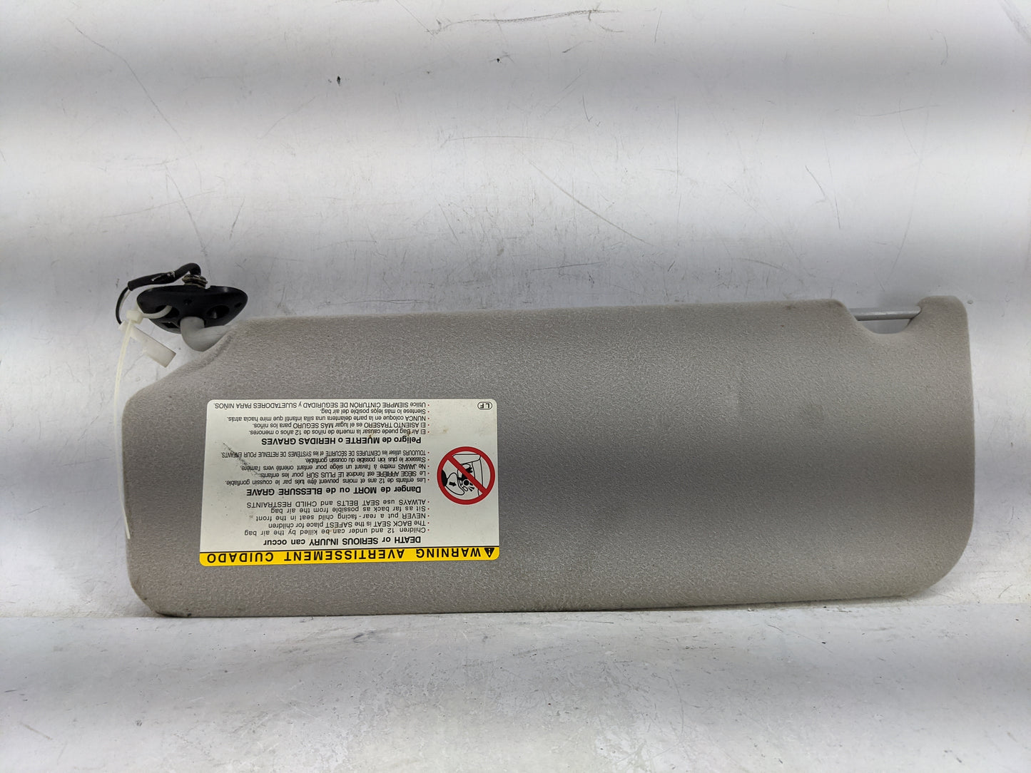 2004 Toyota Sienna Sun Visor Shade Replacement Passenger Right Mirror Fits OEM Used Auto Parts - Oemusedautoparts1.com