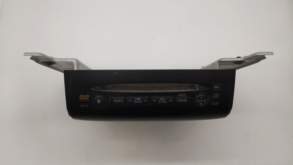 Toyota Sienna Am Fm Cd Player Radio Receiver 246938 - Oemusedautoparts1.com