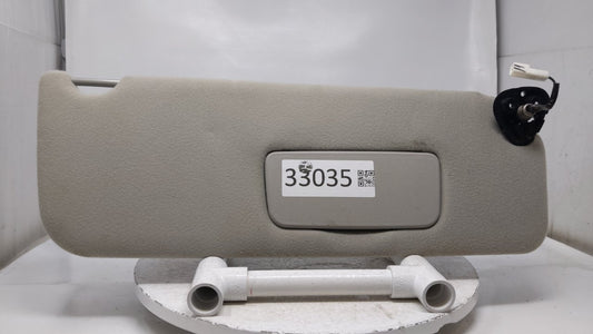 2004 Toyota Sienna Sun Visor Shade Replacement Passenger Right Mirror Fits OEM Used Auto Parts