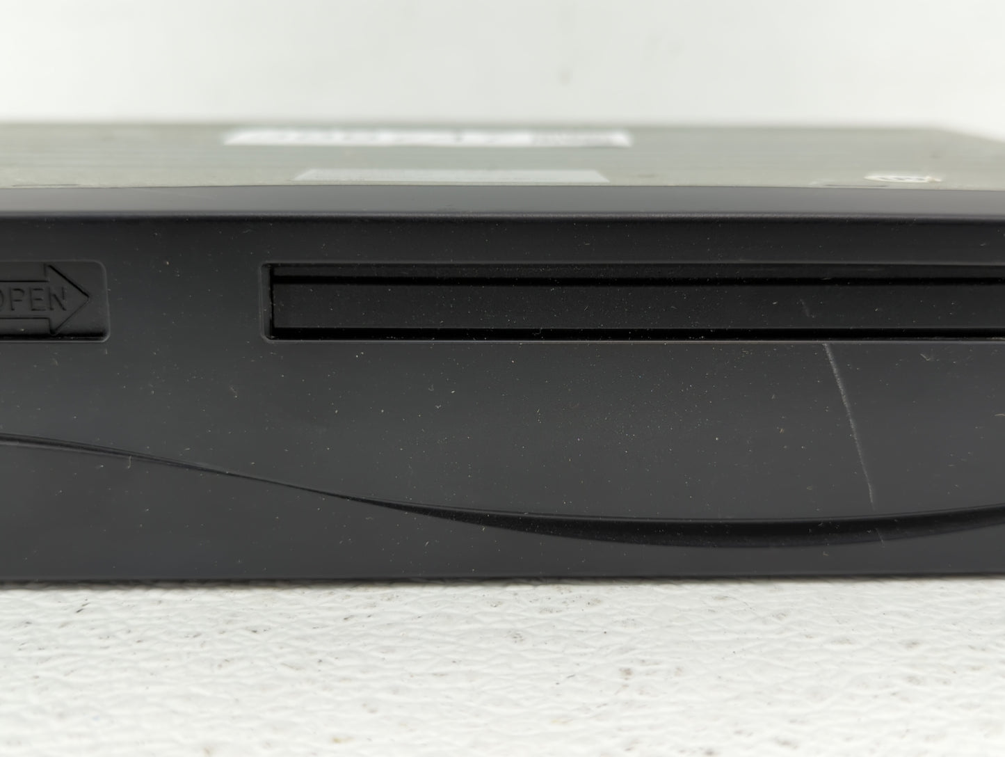2004-2004 Toyota Sienna Information Display Screen - Oemusedautoparts1.com
