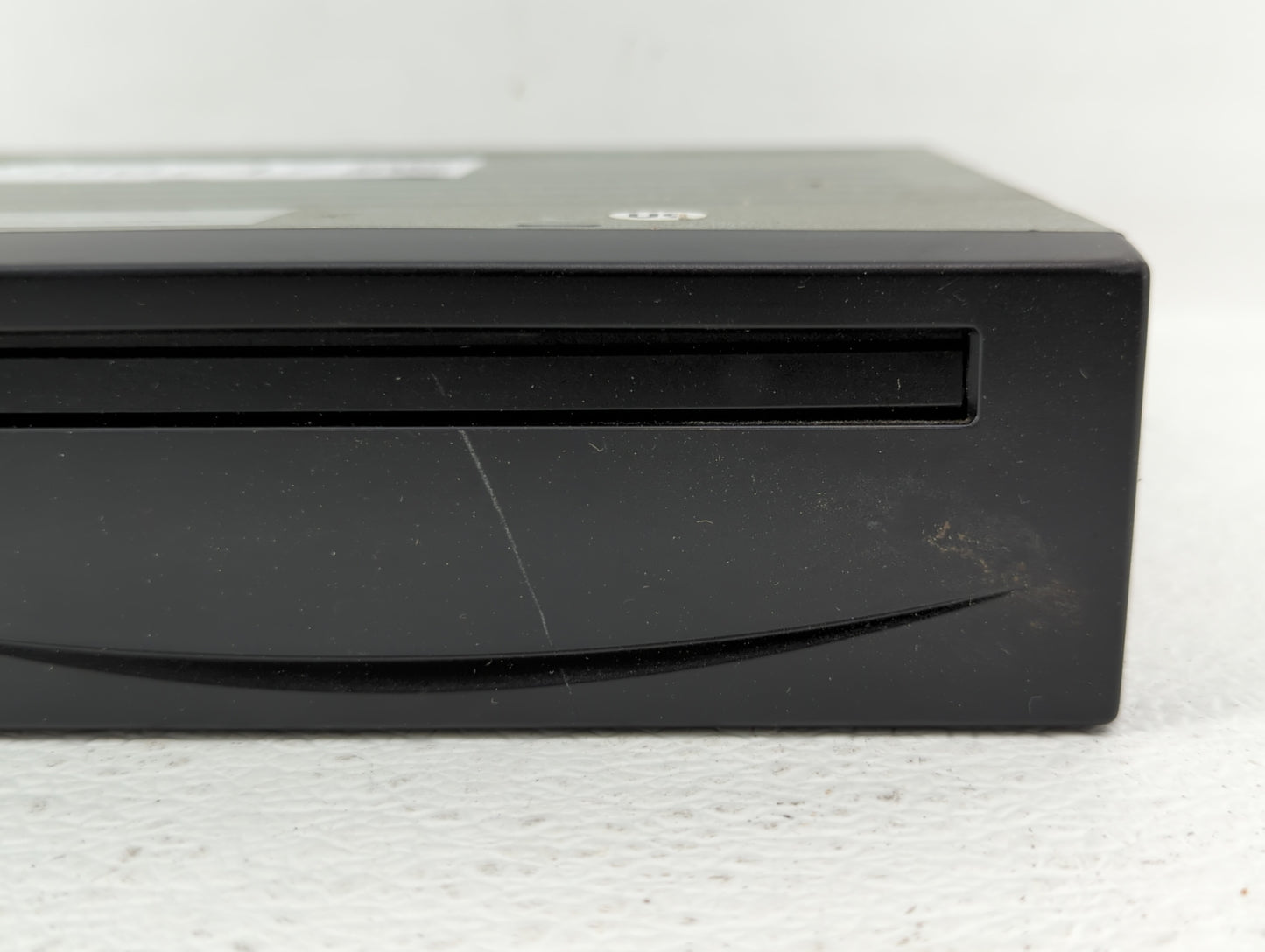 2004-2004 Toyota Sienna Information Display Screen - Oemusedautoparts1.com