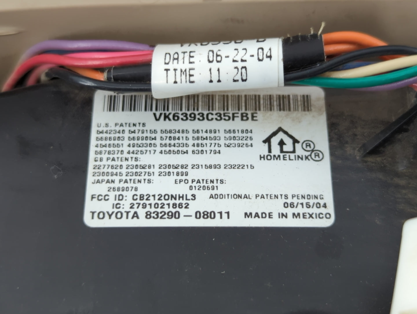 2004-2005 Toyota Sienna Overhead Roof Console Interior Dome Light - Oemusedautoparts1.com