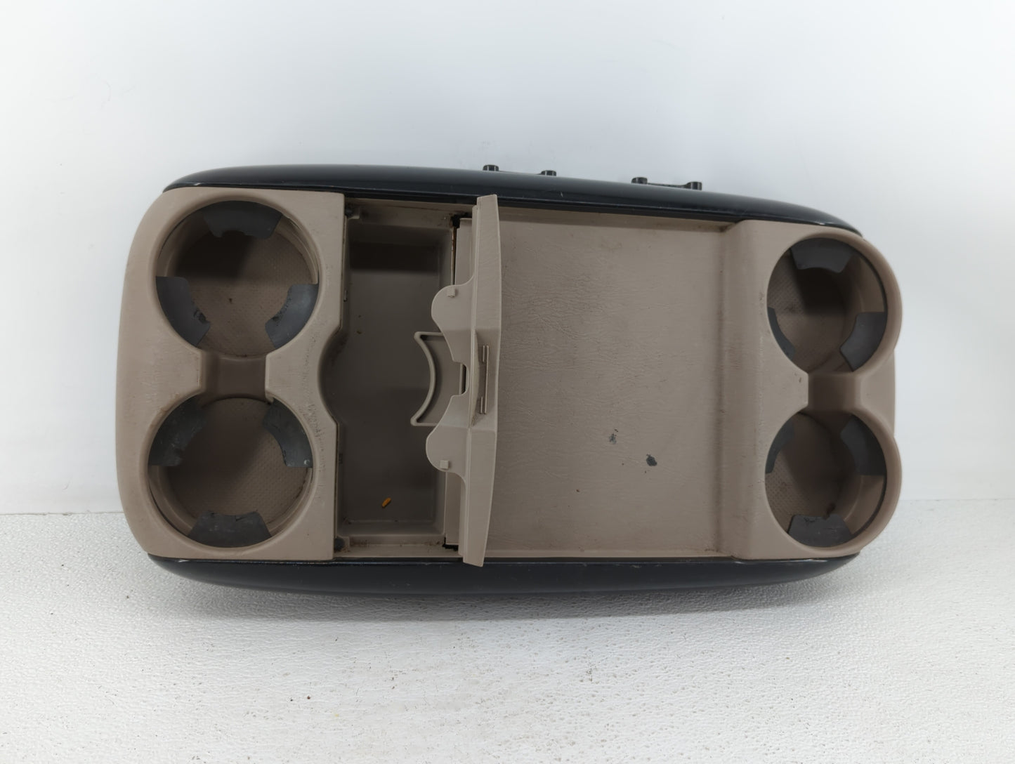 2004-2010 Toyota Sienna Overhead Roof Console Interior Dome Light - Oemusedautoparts1.com