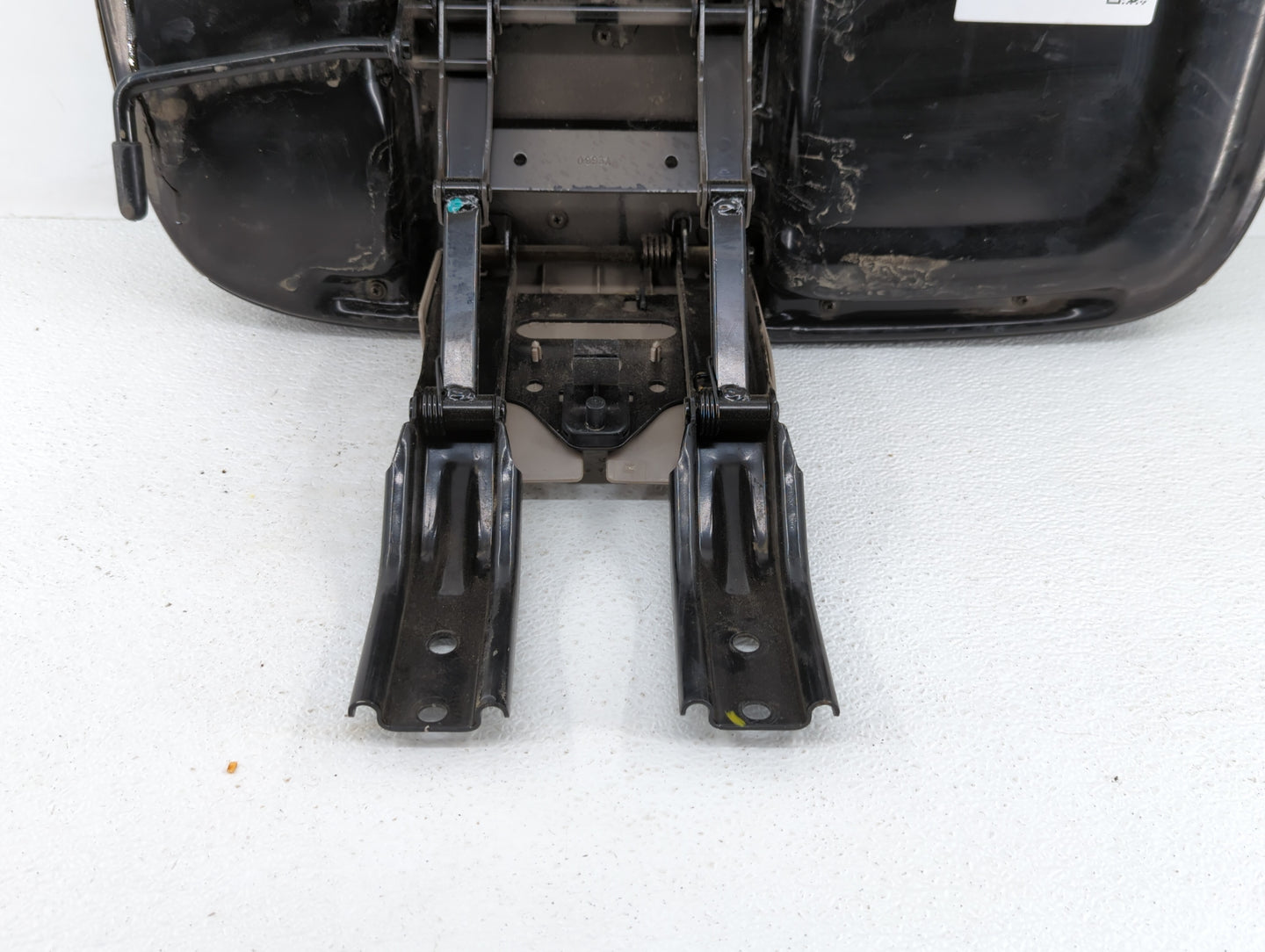 2004-2010 Toyota Sienna Overhead Roof Console Interior Dome Light - Oemusedautoparts1.com