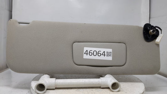 2004 Toyota Sienna Sun Visor Shade Replacement Passenger Right Mirror Fits OEM Used Auto Parts