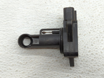 compare product 2004-2006 Toyota Sienna Mass Air Flow Meter Maf
