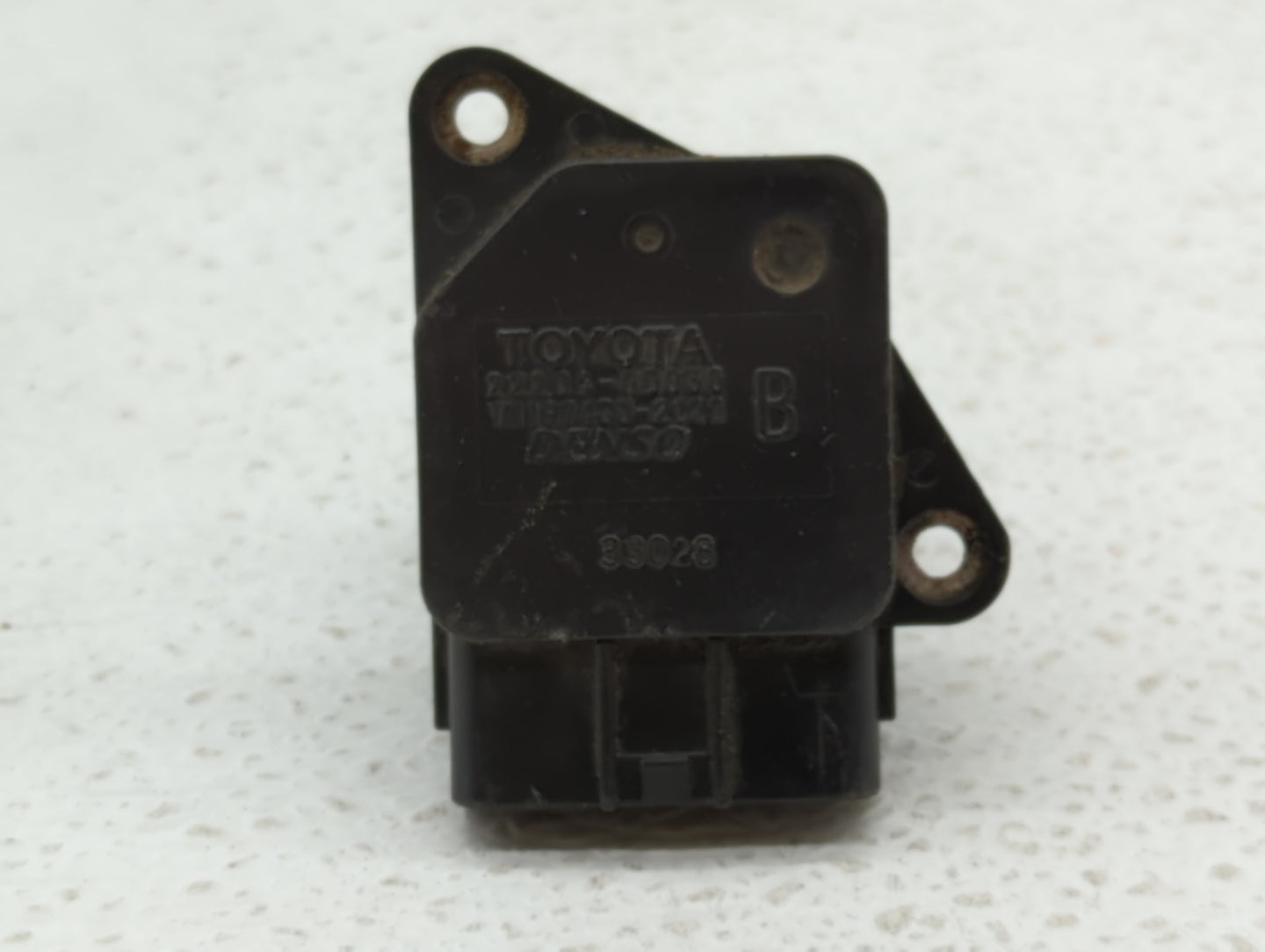 2004-2006 Toyota Sienna Mass Air Flow Meter Maf - Oemusedautoparts1.com