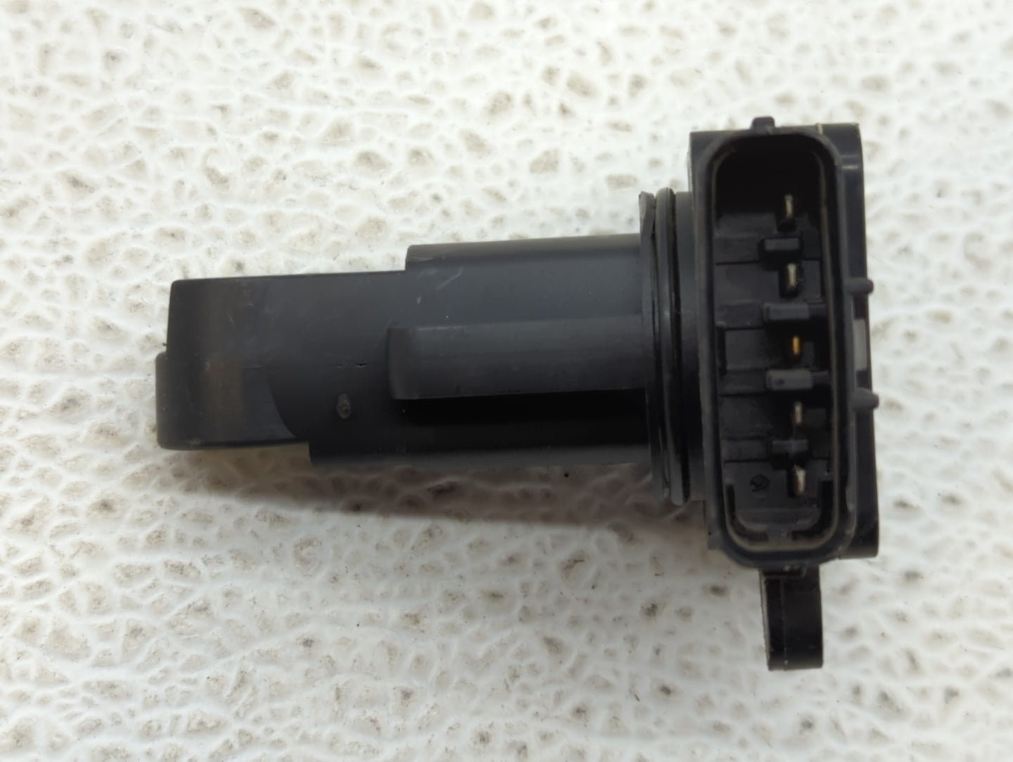 2004-2006 Toyota Sienna Mass Air Flow Meter Maf - Oemusedautoparts1.com