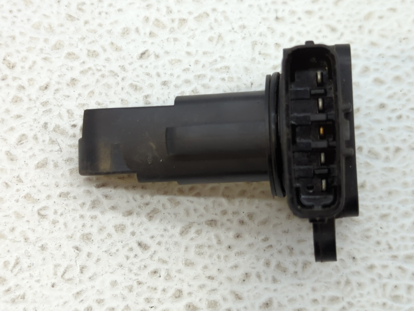 2004-2006 Toyota Sienna Mass Air Flow Meter Maf - Oemusedautoparts1.com