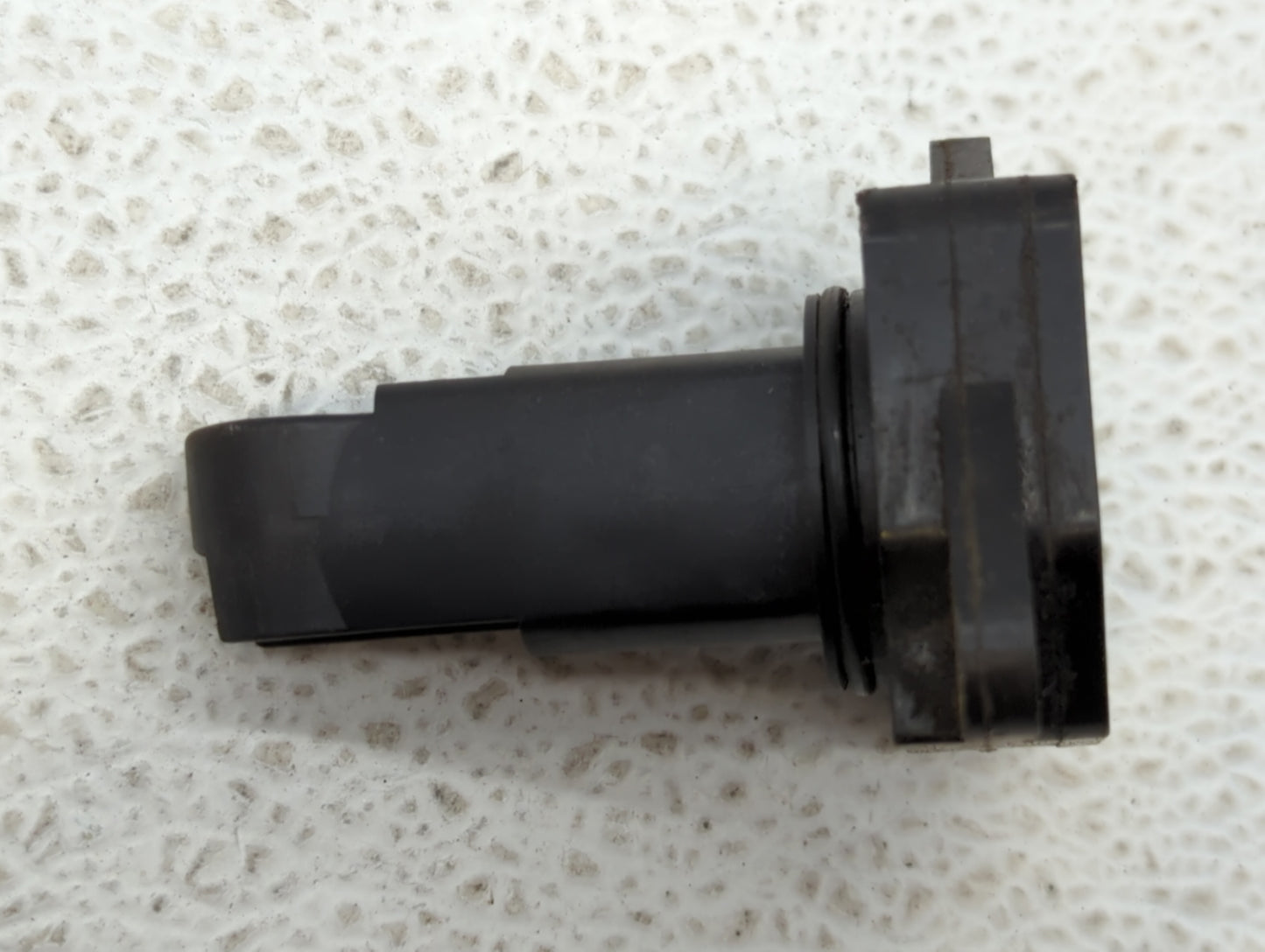 2004-2006 Toyota Sienna Mass Air Flow Meter Maf - Oemusedautoparts1.com