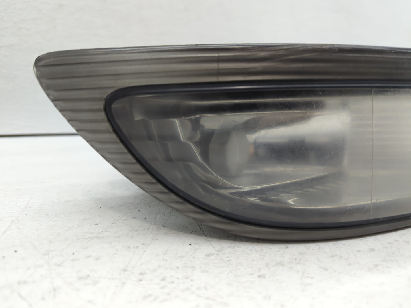 2004-2005 Toyota Sienna Passenger Right Oem Front Light Lamp - Oemusedautoparts1.com