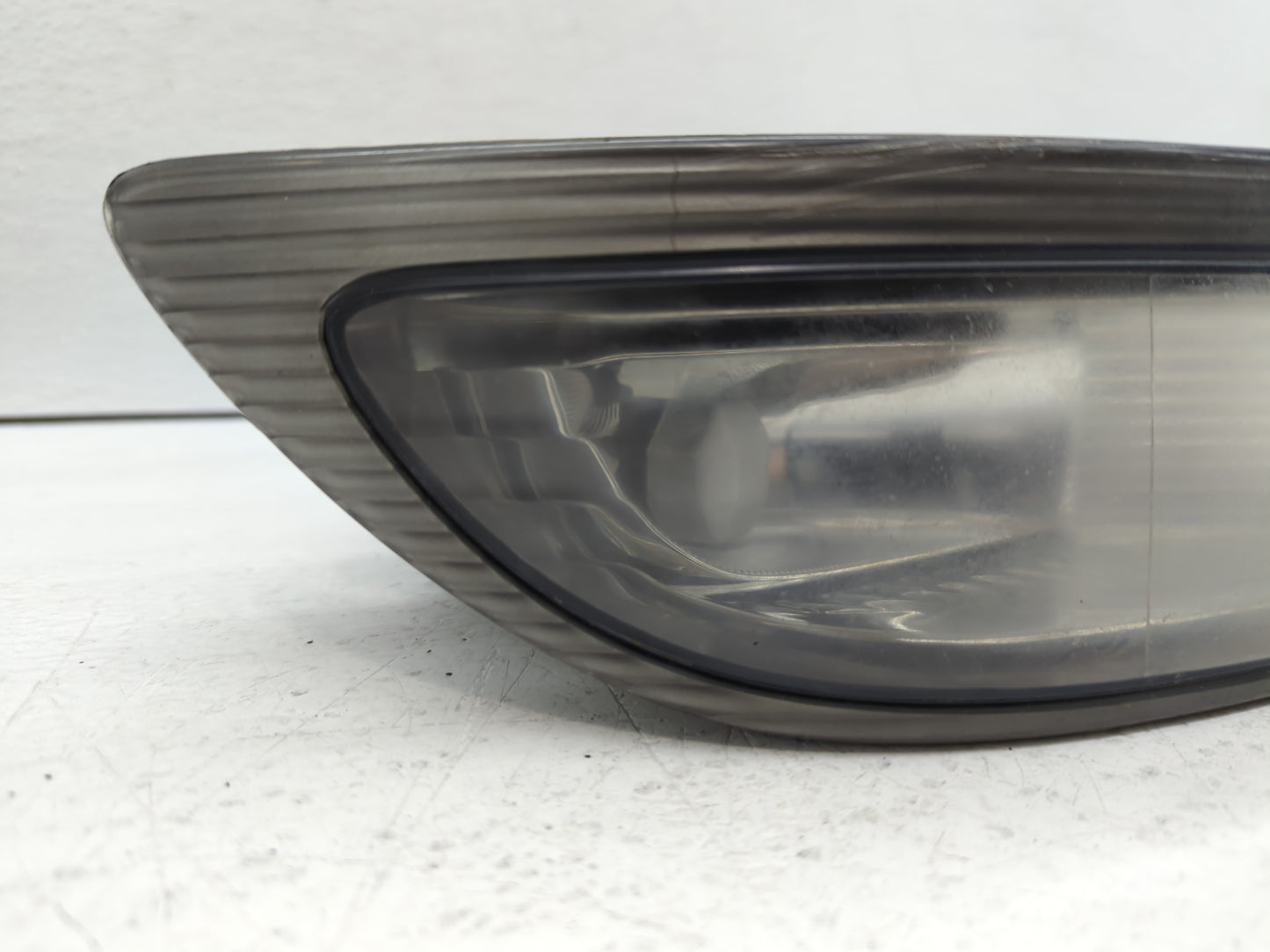 2004-2005 Toyota Sienna Passenger Right Oem Front Light Lamp - Oemusedautoparts1.com