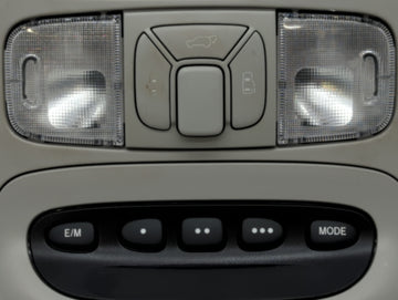 2004-2005 Toyota Sienna Center Console Armrest Cover Lid