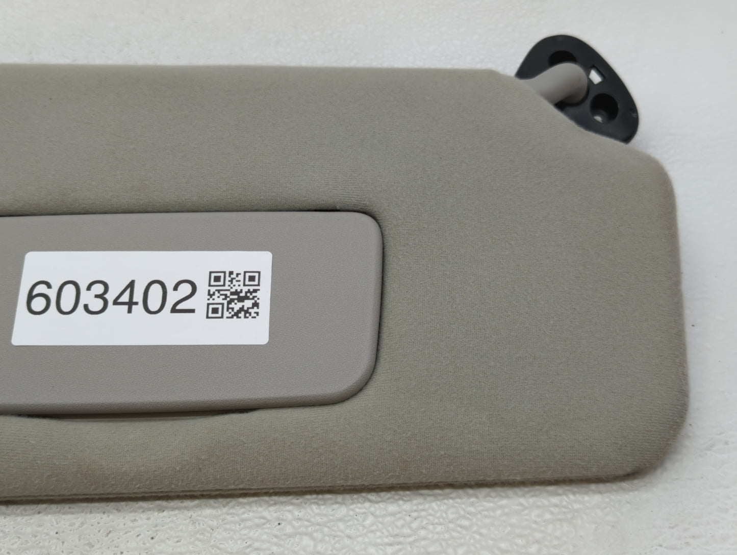 2004 Toyota Sienna Sun Visor Shade Replacement Passenger Right Mirror Fits OEM Used Auto Parts - Oemusedautoparts1.com