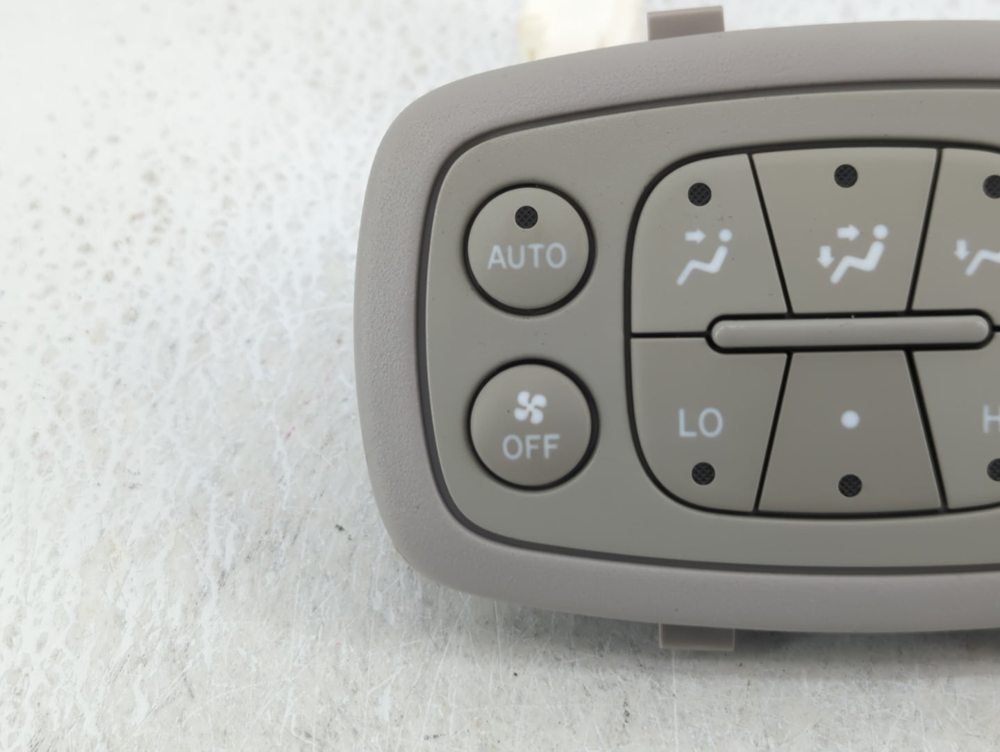 2004-2010 Toyota Sienna Climate Control Module Temperature AC/Heater Replacement P/N:MX237000-0834 84010-08030 Fits OEM Used