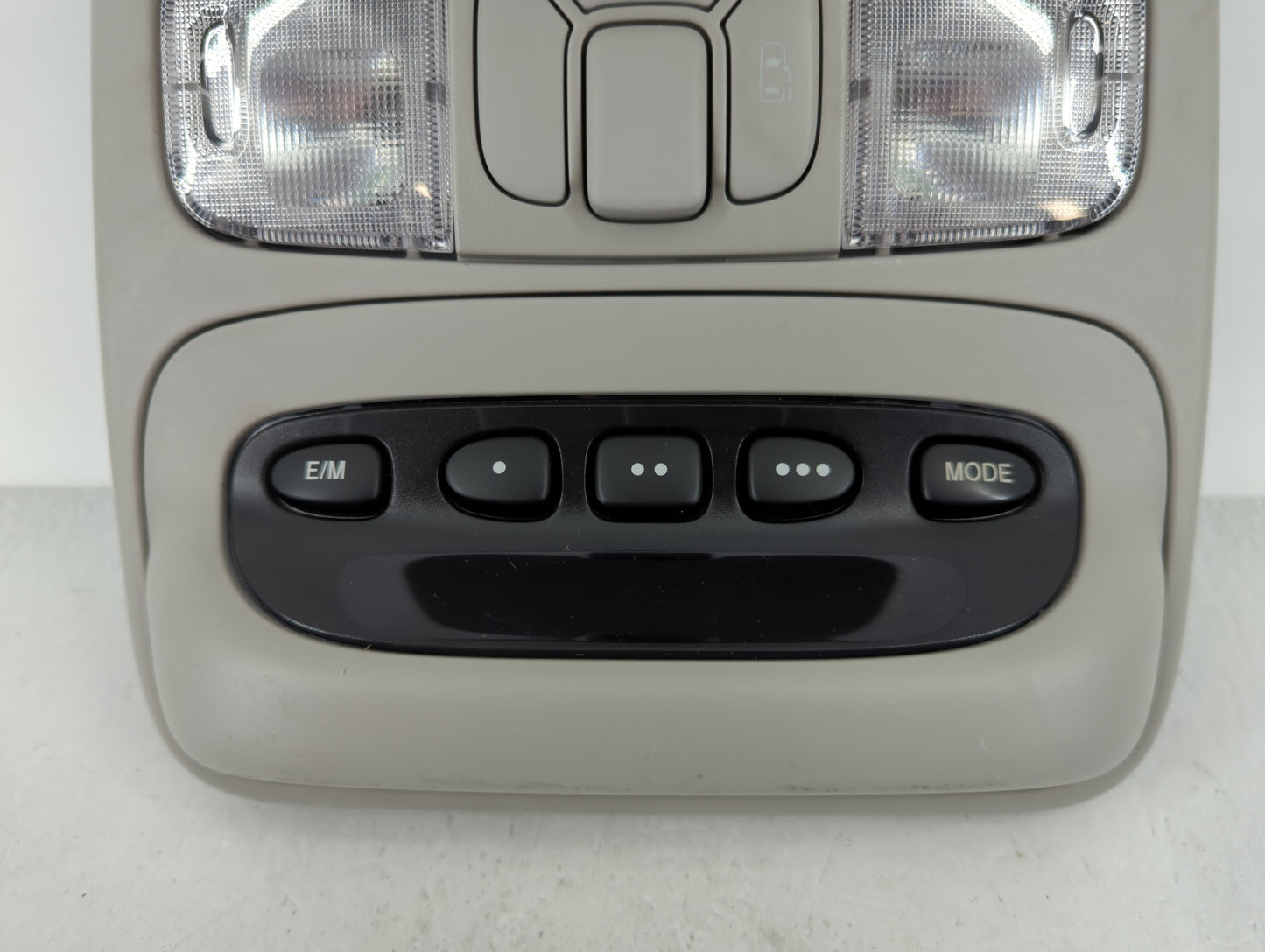 2004-2010 Toyota Sienna Overhead Roof Console 623724 - Oemusedautoparts1.com