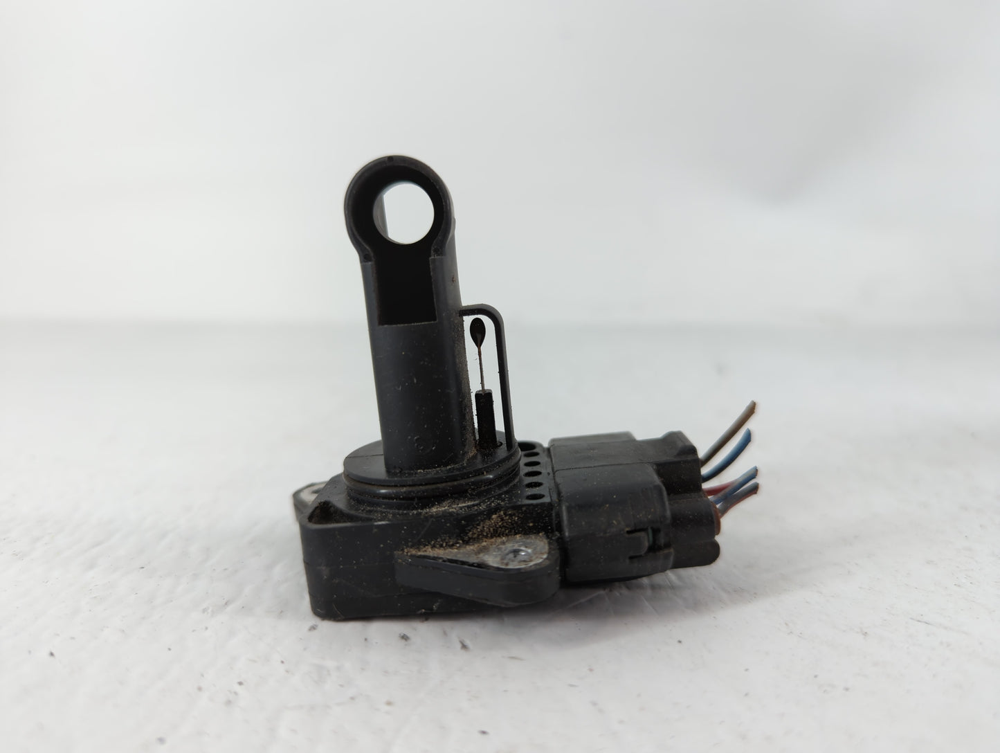 2004-2006 Toyota Sienna Mass Air Flow Meter Maf - Oemusedautoparts1.com