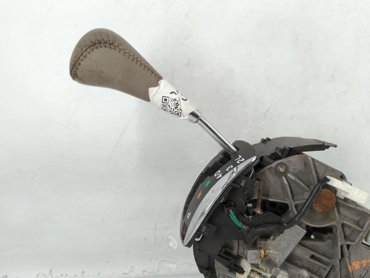 Toyota Sienna Passenger Right Rear Power Window Switch 260-385-3543 - Oemusedautoparts1.com