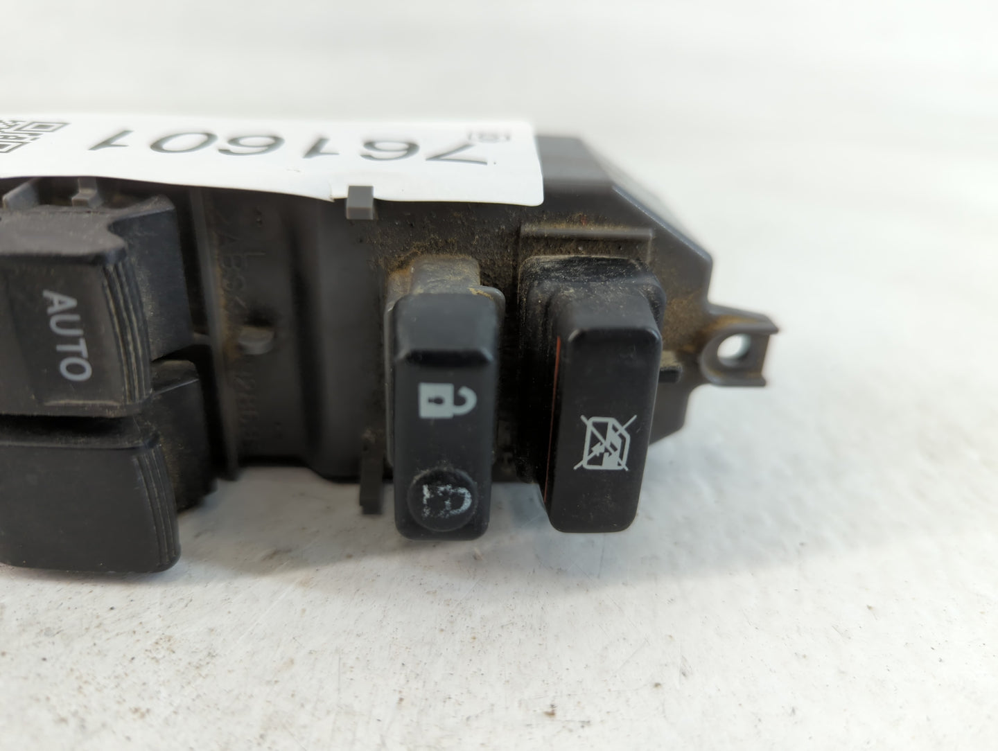 2004 Toyota Sienna Master Power Window Switch Replacement Driver Side Left Fits OEM Used Auto Parts - Oemusedautoparts1.com