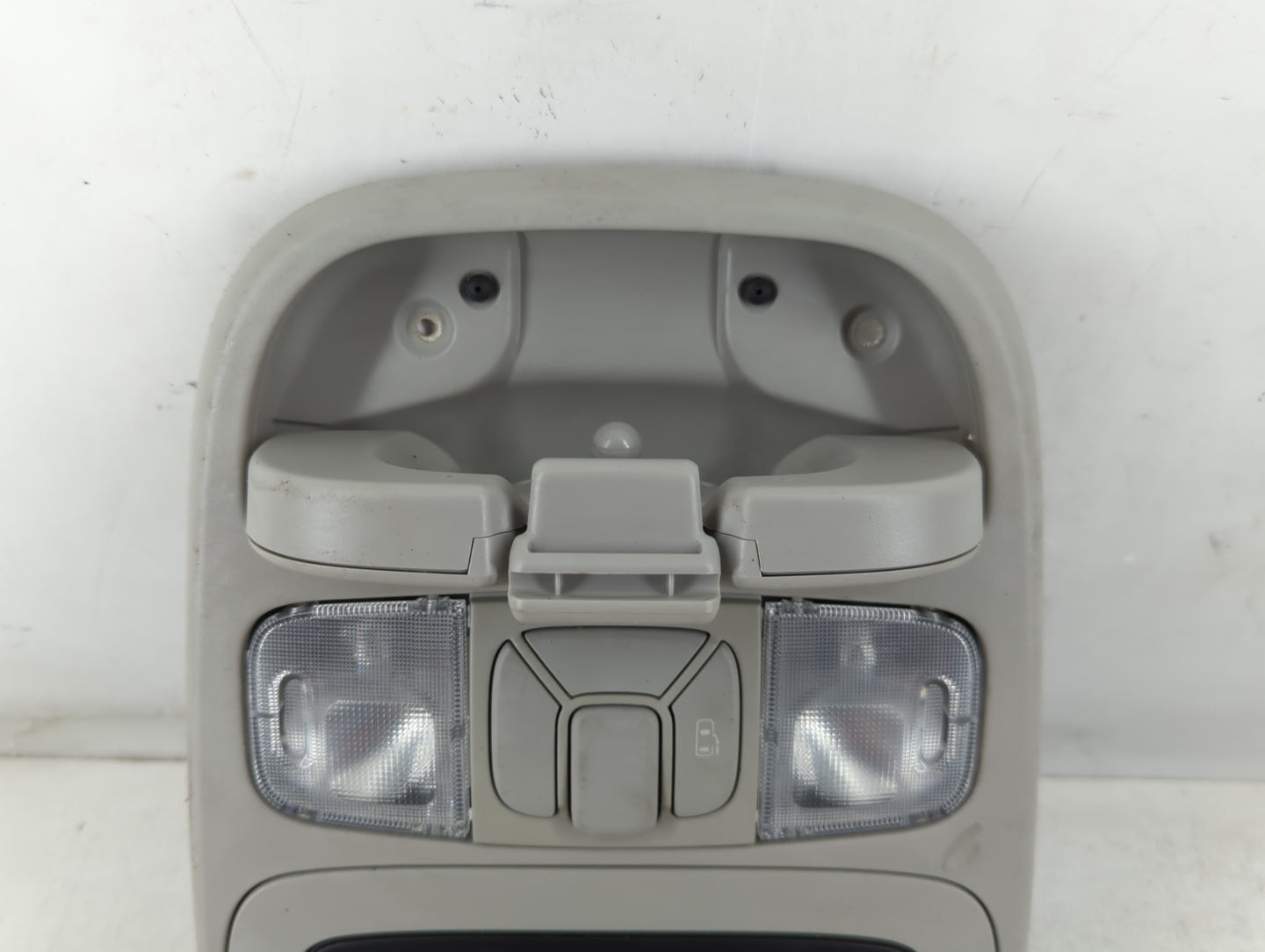 2004-2005 Toyota Sienna Overhead Roof Console Interior Dome Light - Oemusedautoparts1.com