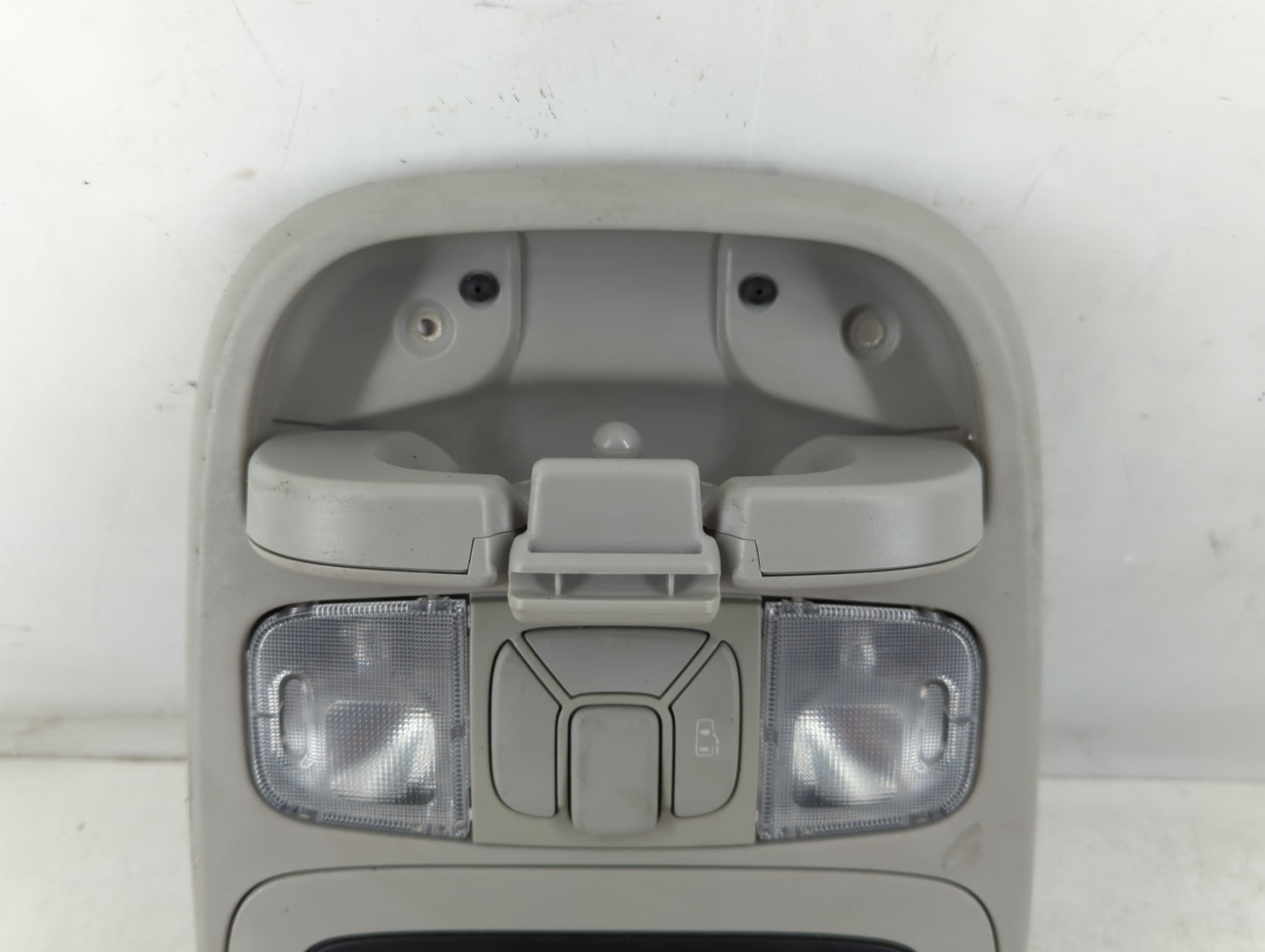 2004-2005 Toyota Sienna Overhead Roof Console Interior Dome Light - Oemusedautoparts1.com