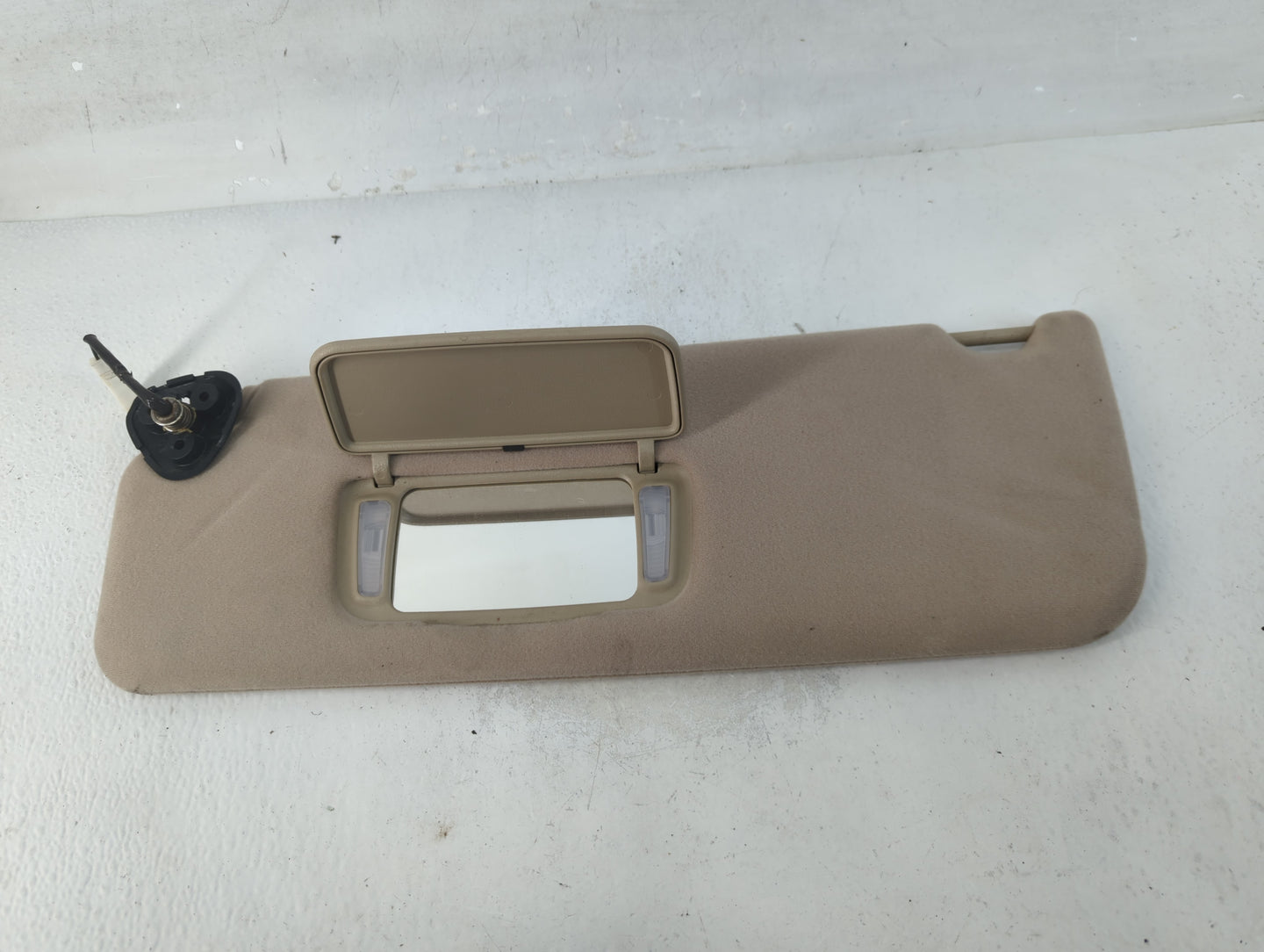 2004 Toyota Sienna Sun Visor Shade Replacement Driver Left Mirror Fits OEM Used Auto Parts - Oemusedautoparts1.com