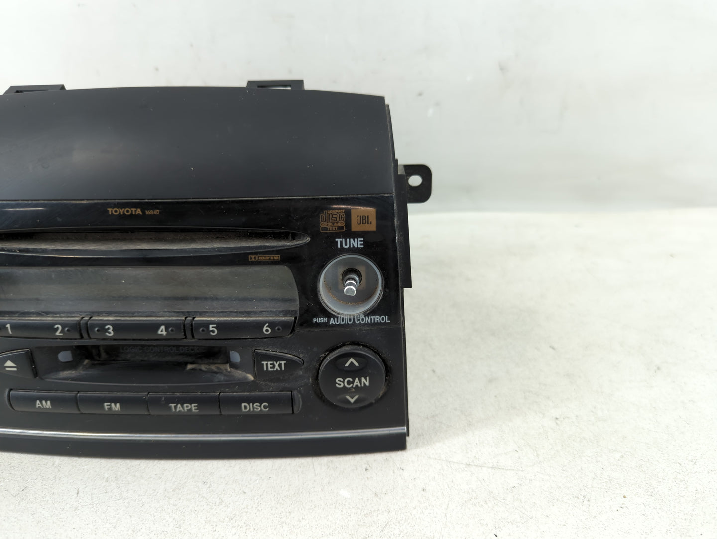 2004 Toyota Sienna Radio AM FM Cd Player Receiver Replacement P/N:86120-AE020 Fits OEM Used Auto Parts - Oemusedautoparts1.c