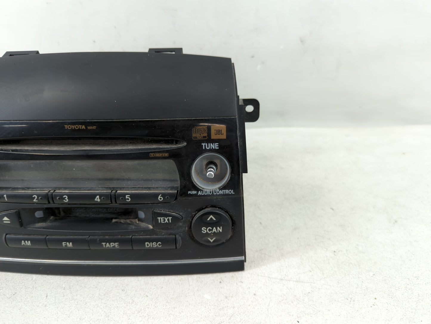 2004 Toyota Sienna Radio AM FM Cd Player Receiver Replacement P/N:86120-AE020 Fits OEM Used Auto Parts - Oemusedautoparts1.c
