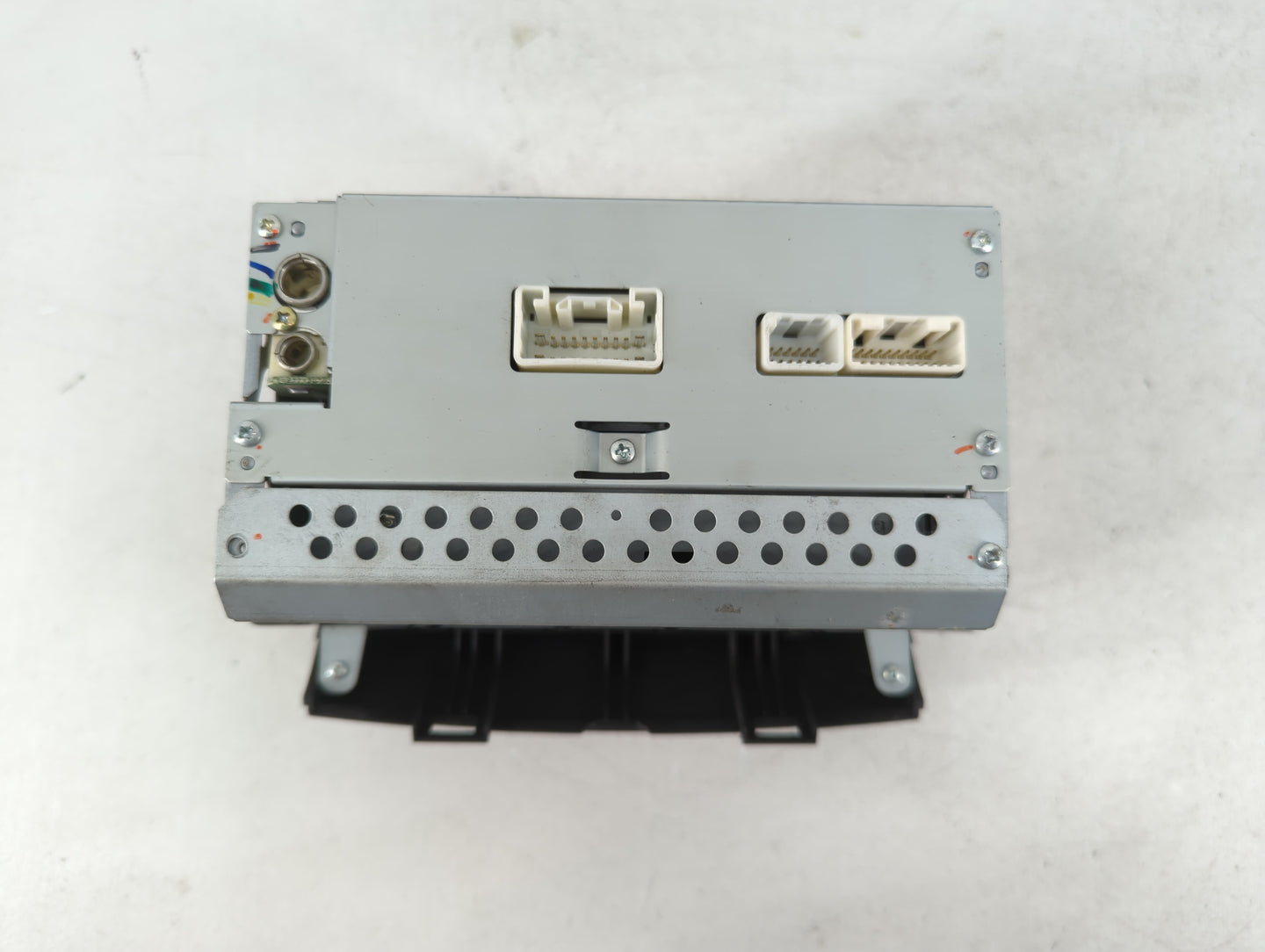 2004 Toyota Sienna Radio AM FM Cd Player Receiver Replacement P/N:86120-AE020 Fits OEM Used Auto Parts - Oemusedautoparts1.c
