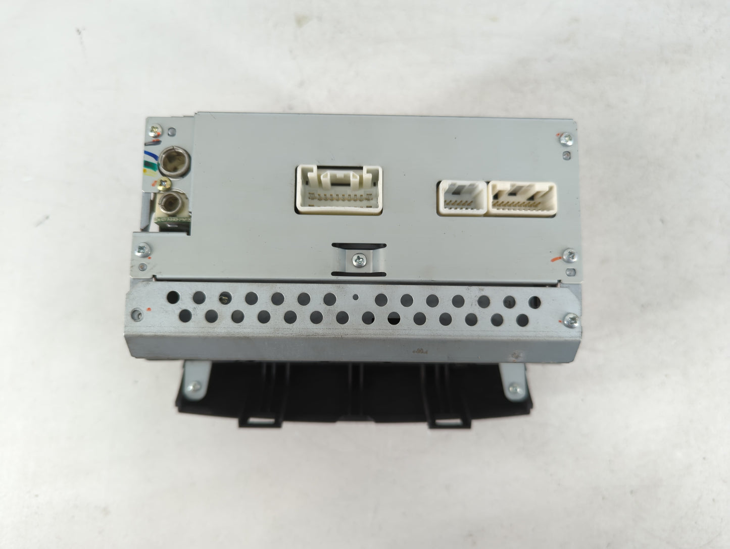 2004 Toyota Sienna Radio AM FM Cd Player Receiver Replacement P/N:86120-AE020 Fits OEM Used Auto Parts - Oemusedautoparts1.c