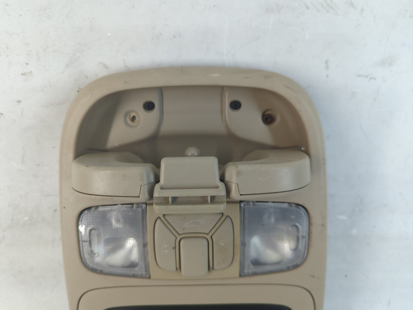 2004 Toyota Sienna Overhead Roof Console Interior Dome Light - Oemusedautoparts1.com