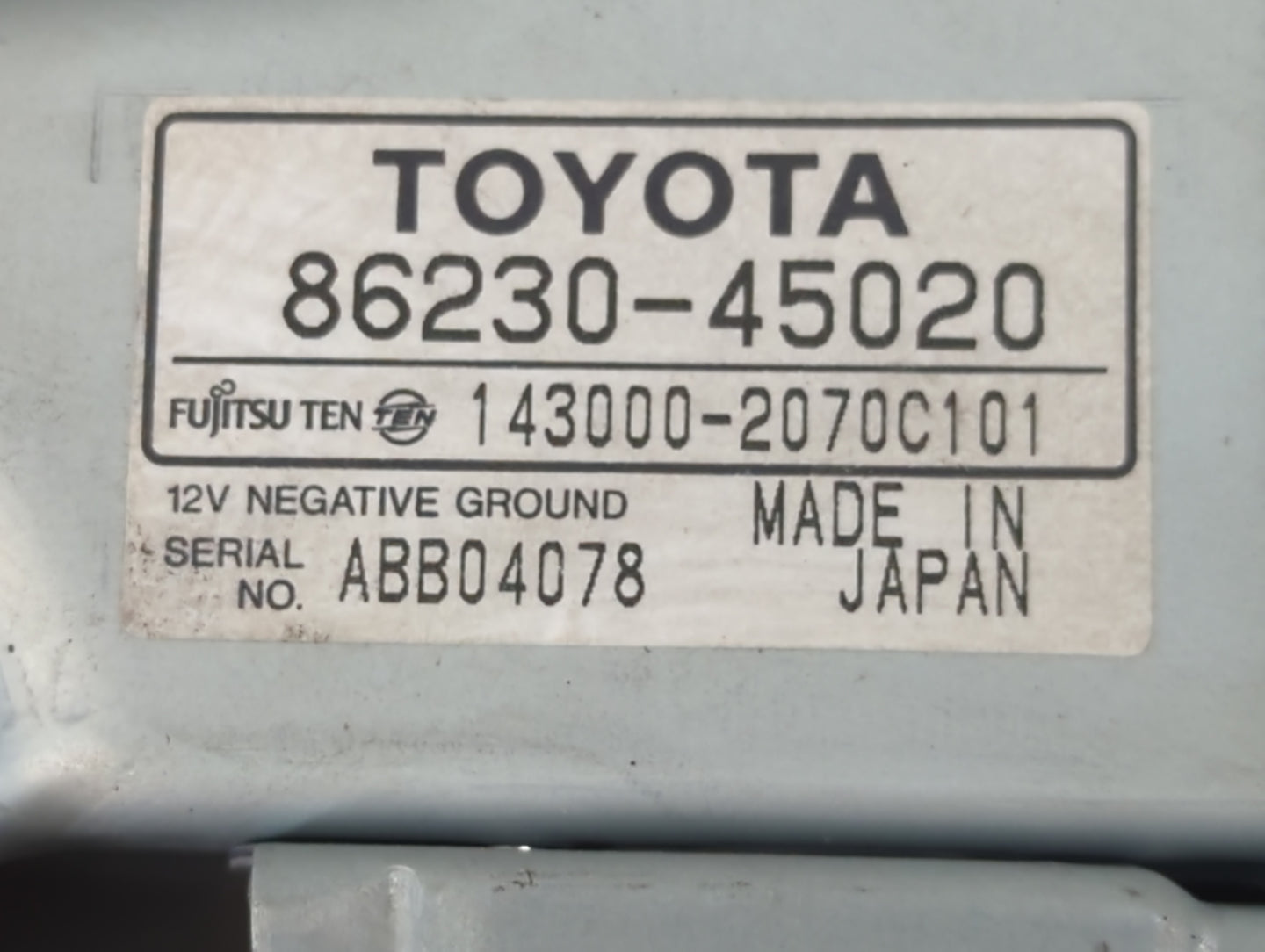 2004 Toyota Sienna Overhead Roof Console - Oemusedautoparts1.com