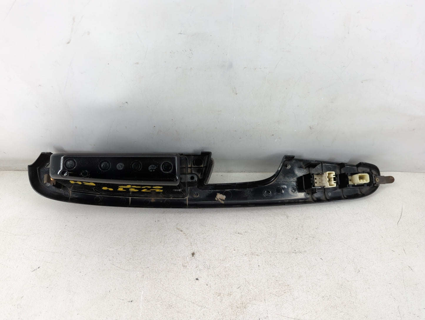 2004 Toyota Sienna POWER WINDOW SWITCH BEZEL - Oemusedautoparts1.com