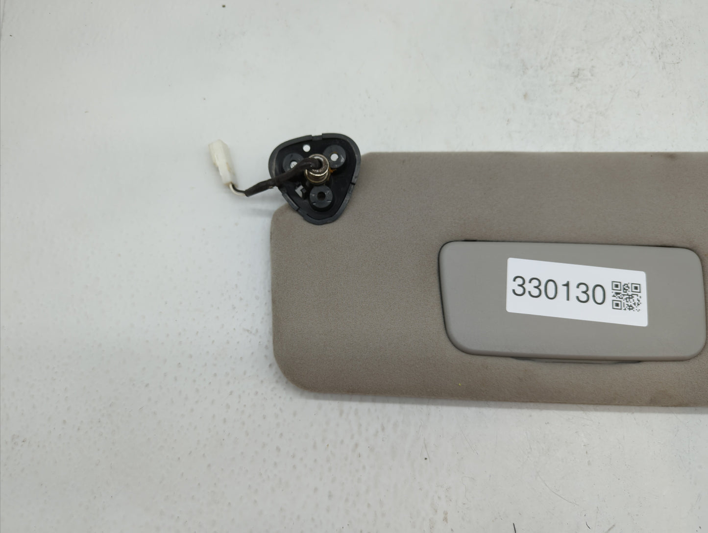 2004 Toyota Sienna Sun Visor Shade Replacement Passenger Right Mirror Fits OEM Used Auto Parts - Oemusedautoparts1.com