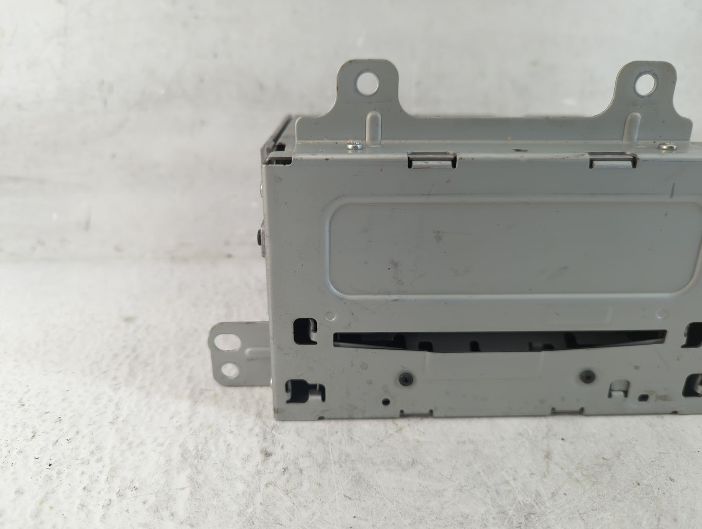 2004-2006 Toyota Solara Radio AM FM Cd Player Receiver Replacement P/N:20983517 Fits Fits 2004 2005 2006 OEM Used Auto Parts