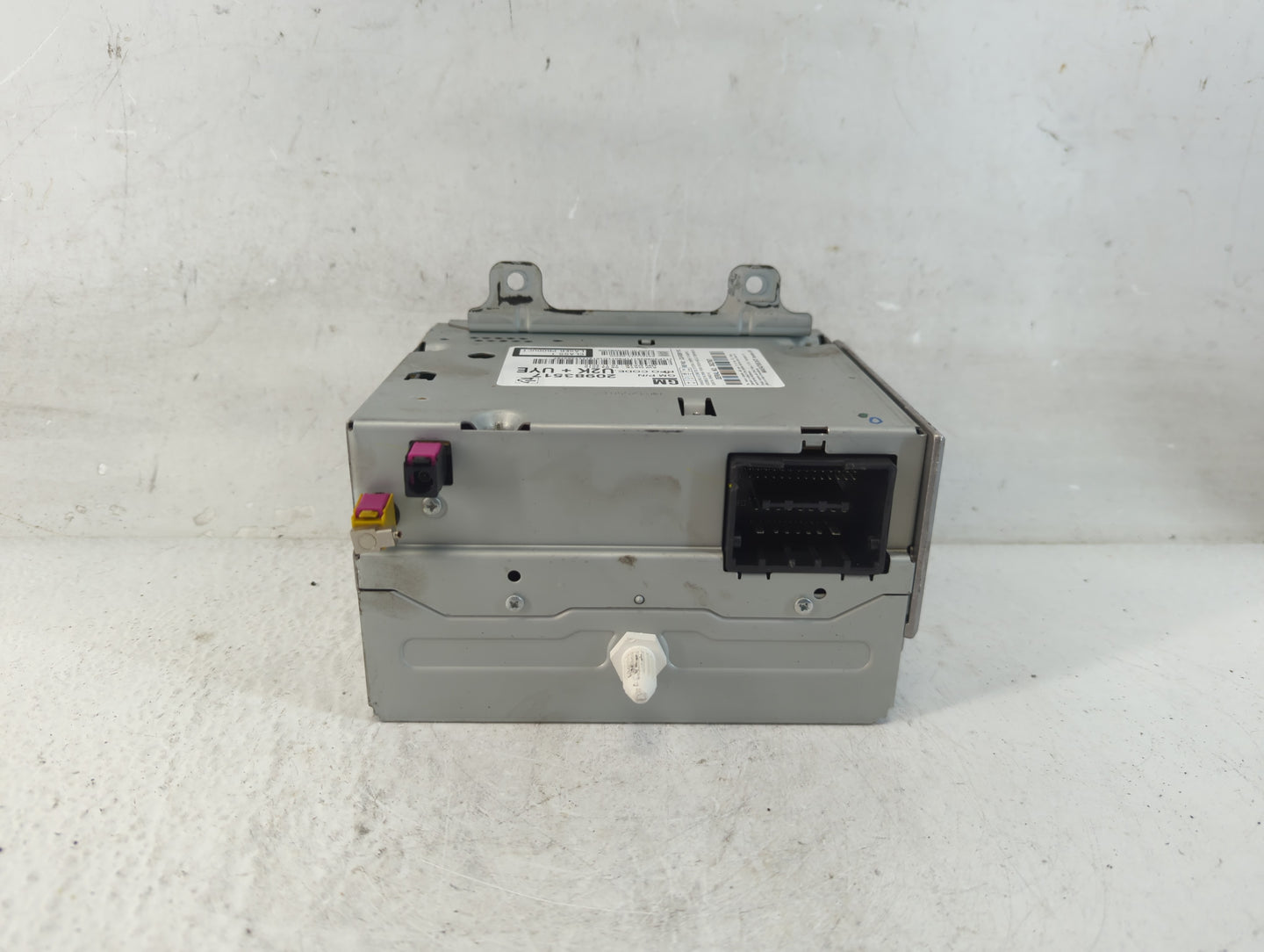 2004-2006 Toyota Solara Radio AM FM Cd Player Receiver Replacement P/N:20983517 Fits Fits 2004 2005 2006 OEM Used Auto Parts