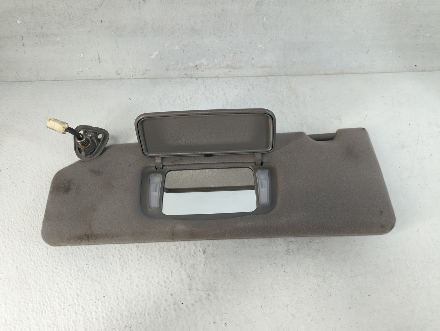 2004-2005 Toyota Solara Sun Visor Shade Replacement Driver Left Mirror Fits Fits 2004 2005 OEM Used Auto Parts - Oemusedauto