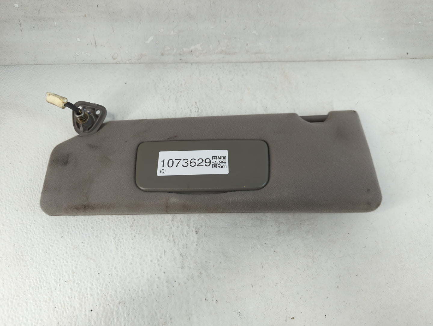 2004-2005 Toyota Solara Sun Visor Shade Replacement Driver Left Mirror Fits Fits 2004 2005 OEM Used Auto Parts - Oemusedauto