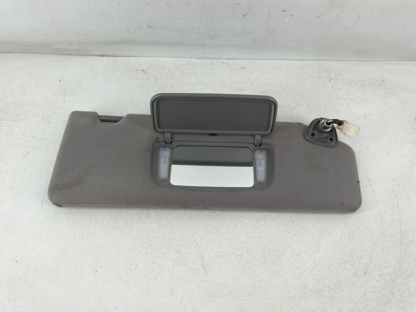 2004-2005 Toyota Solara Sun Visor Shade Replacement Passenger Right Mirror Fits Fits 2004 2005 OEM Used Auto Parts - Oemused
