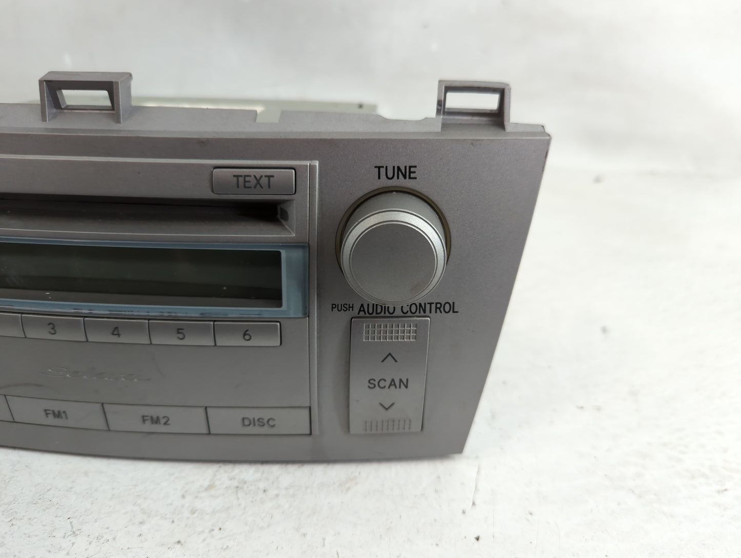 2004-2006 Toyota Solara Radio AM FM Cd Player Receiver Replacement P/N:86120-AA140 Fits Fits 2004 2005 2006 OEM Used Auto Pa