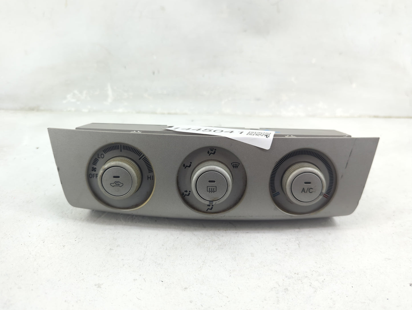 2004-2006 Toyota Solara Climate Control Module Temperature AC/Heater Replacement P/N:55902-AA0 Fits Fits 2004 2005 2006 OEM 