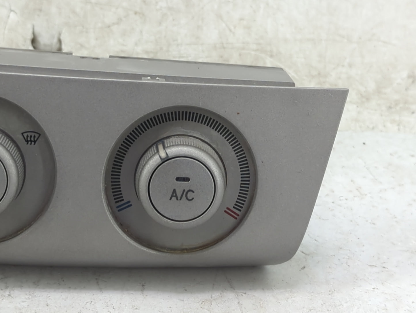 2004-2006 Toyota Solara Climate Control Module Temperature AC/Heater Replacement P/N:55902-AA010 Fits Fits 2004 2005 2006 OE