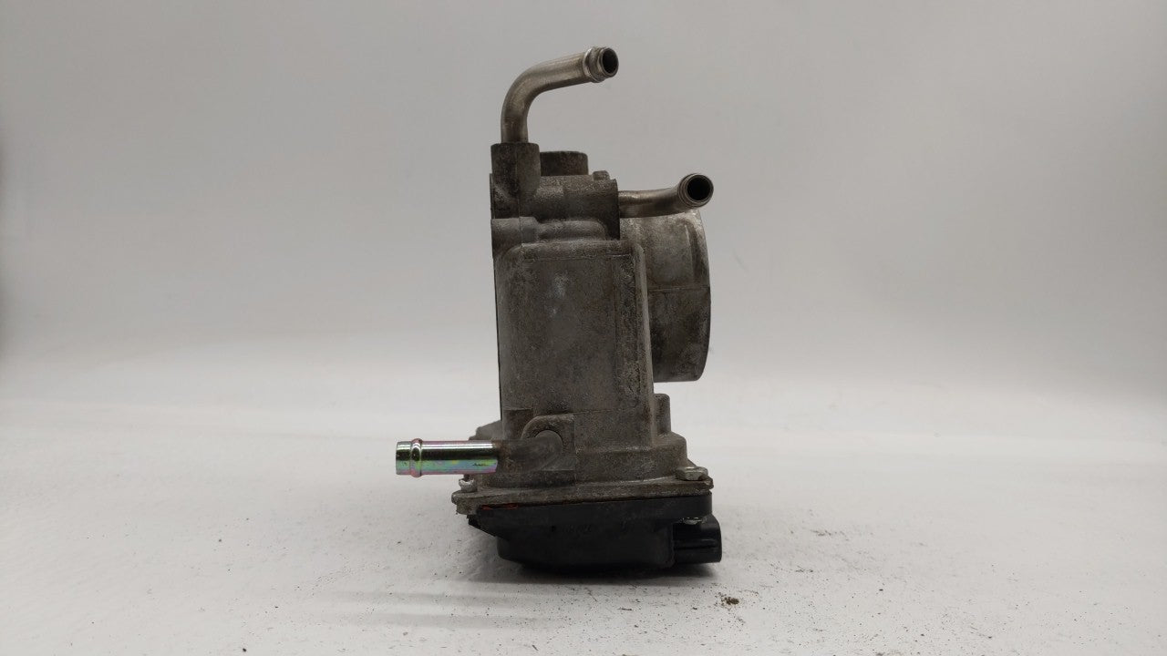 2004-2006 Toyota Solara Throttle Body P/N:22030-28060 22030-0H020 Fits Fits 2004 2005 2006 2007 OEM Used Auto Parts - Oemuse