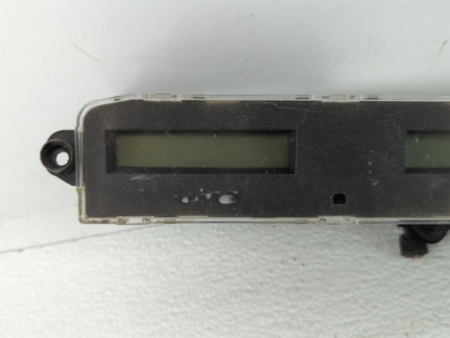 2004 Toyota Solara Digitial Dash Clock P/N:83910-AA031 83910-AA032 Fits OEM Used Auto Parts - Oemusedautoparts1.com